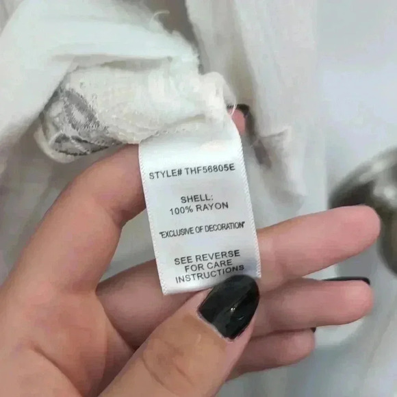 The room Women's Blouse with Embroidery - Picture 6 of 9